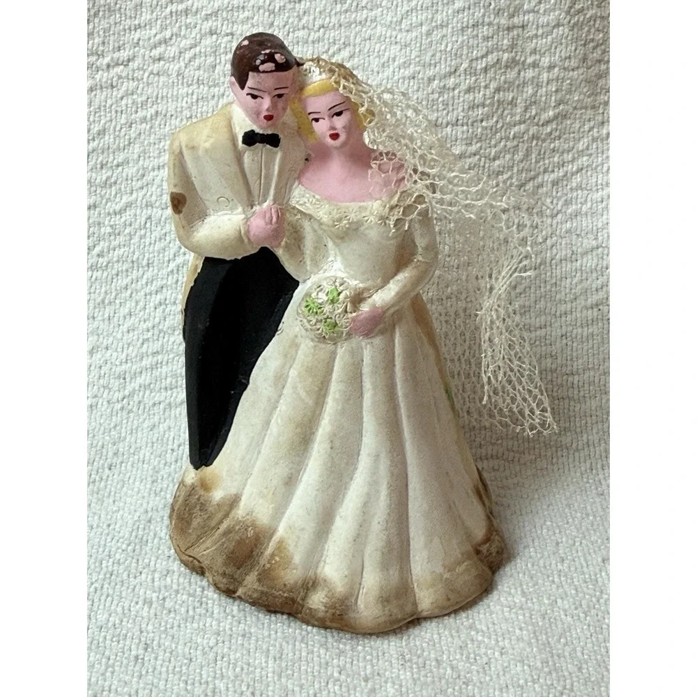 Vintage 40s 50s CHALKWARE Wedding Cake Topper Bride and Groom Veil Figurine 4
